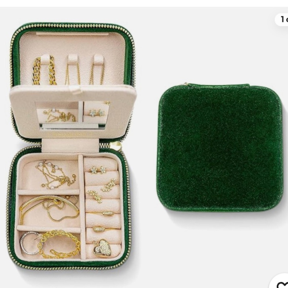 Benevolence Los Angeles  Emerald Green Velvet Travel Jewelry Organizer Box